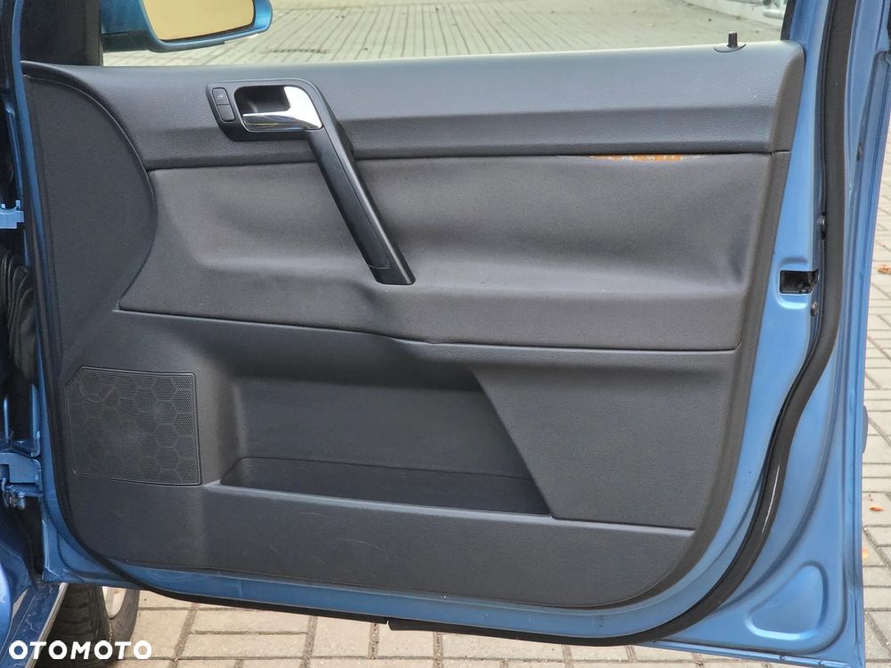 Volkswagen Polo 1.2 Comfortline - 29