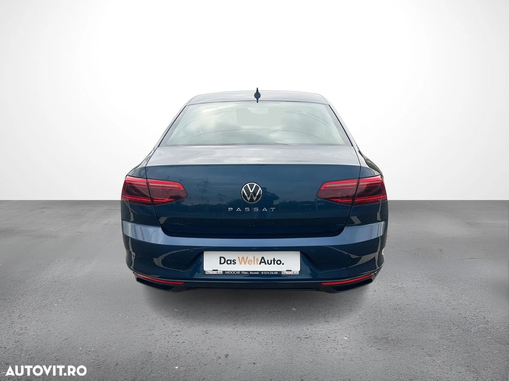 Volkswagen Passat 2.0 TDI DSG Comfortline - 4