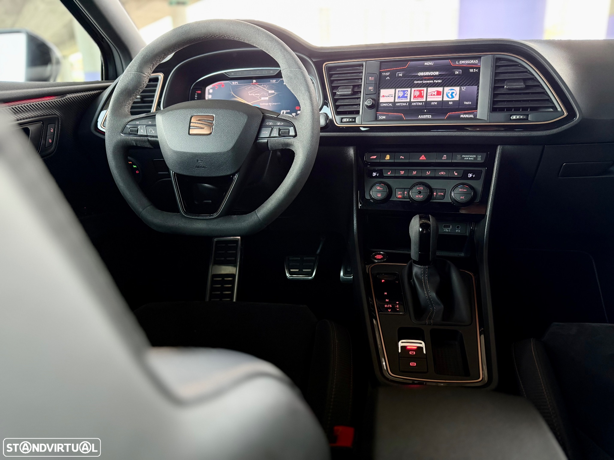 SEAT Leon ST 2.0 TSI 4Drive OPF DSG Cupra R - 9