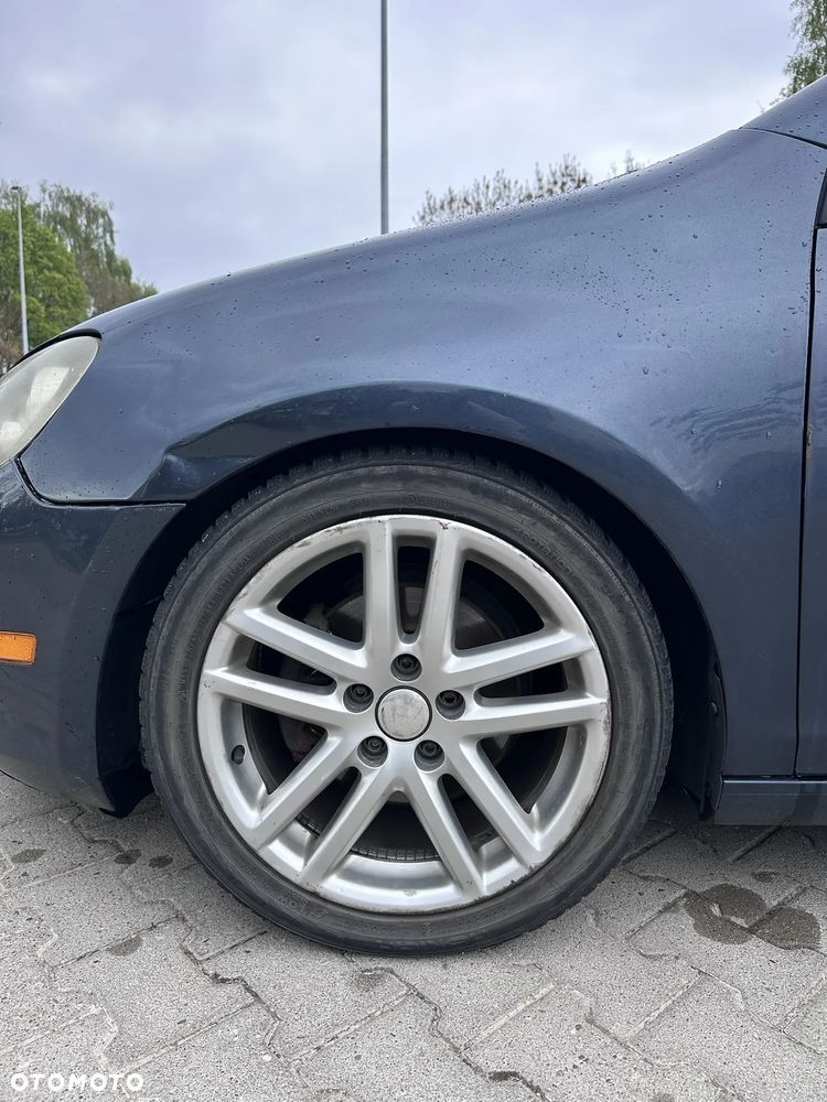Volkswagen Golf - 17