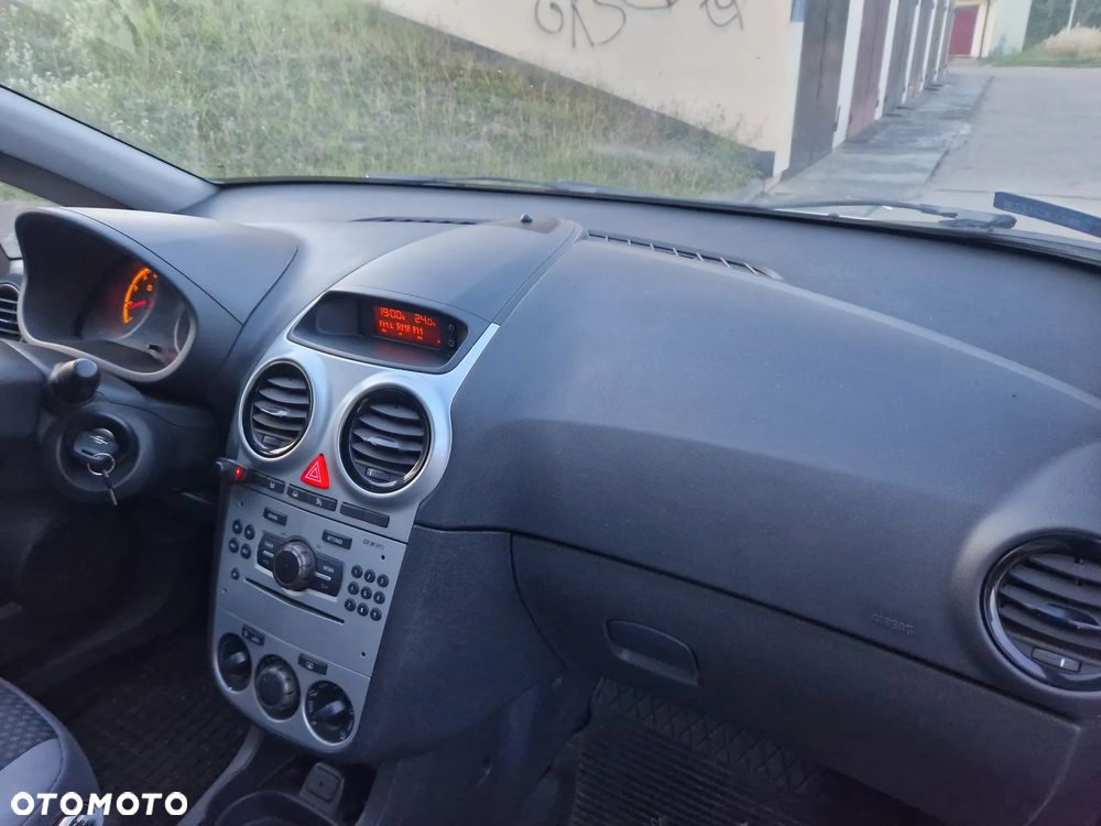 Opel Corsa - 23