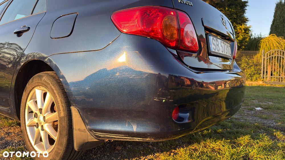 Toyota Corolla 1.6 VVT-i Sol - 11