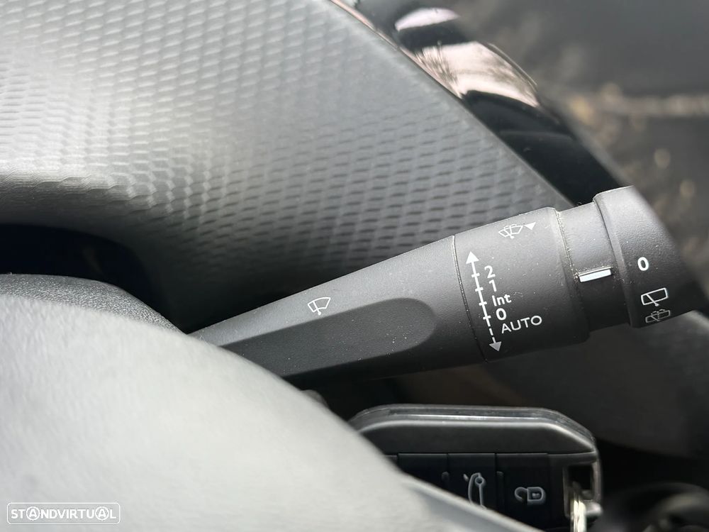 Peugeot 208 1.2 PureTech Active - 28