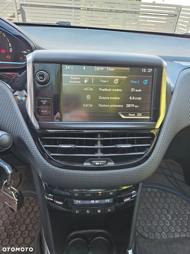 Peugeot 2008 1.6 VTi Allure - 10