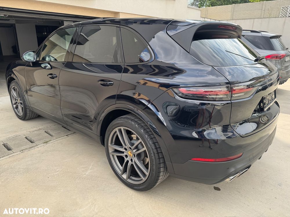 Porsche Cayenne S - 7