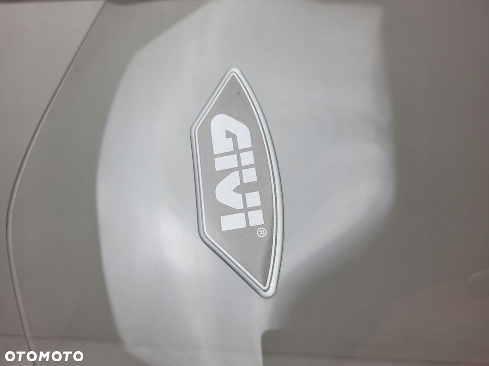 YAMAHA AEROX 50 13-20 SZYBA GIVI 288A - 2