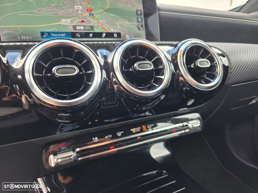 Mercedes-Benz CLA 180 - 16