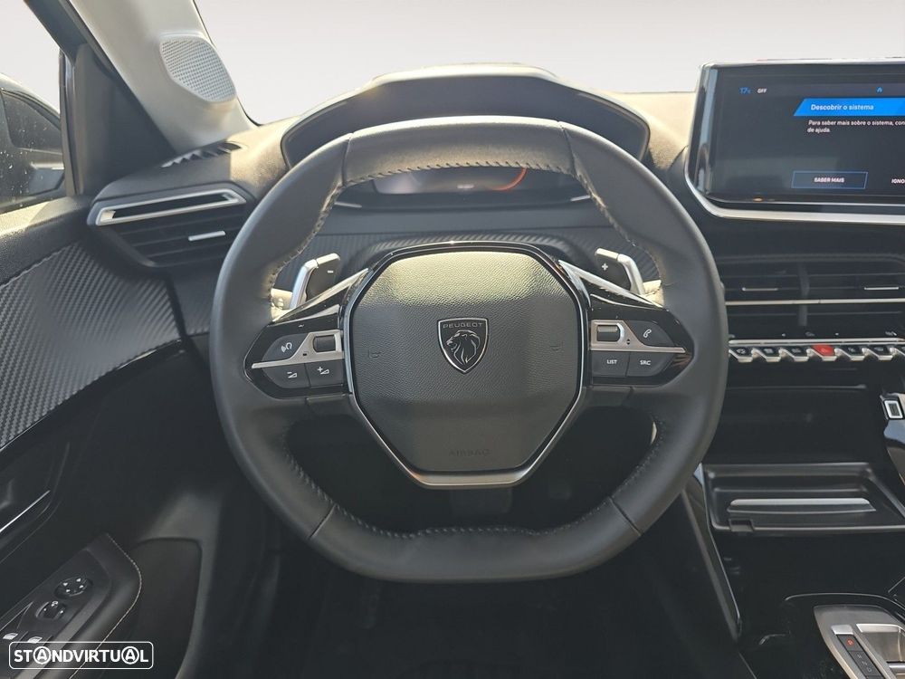 Peugeot 208 - 12