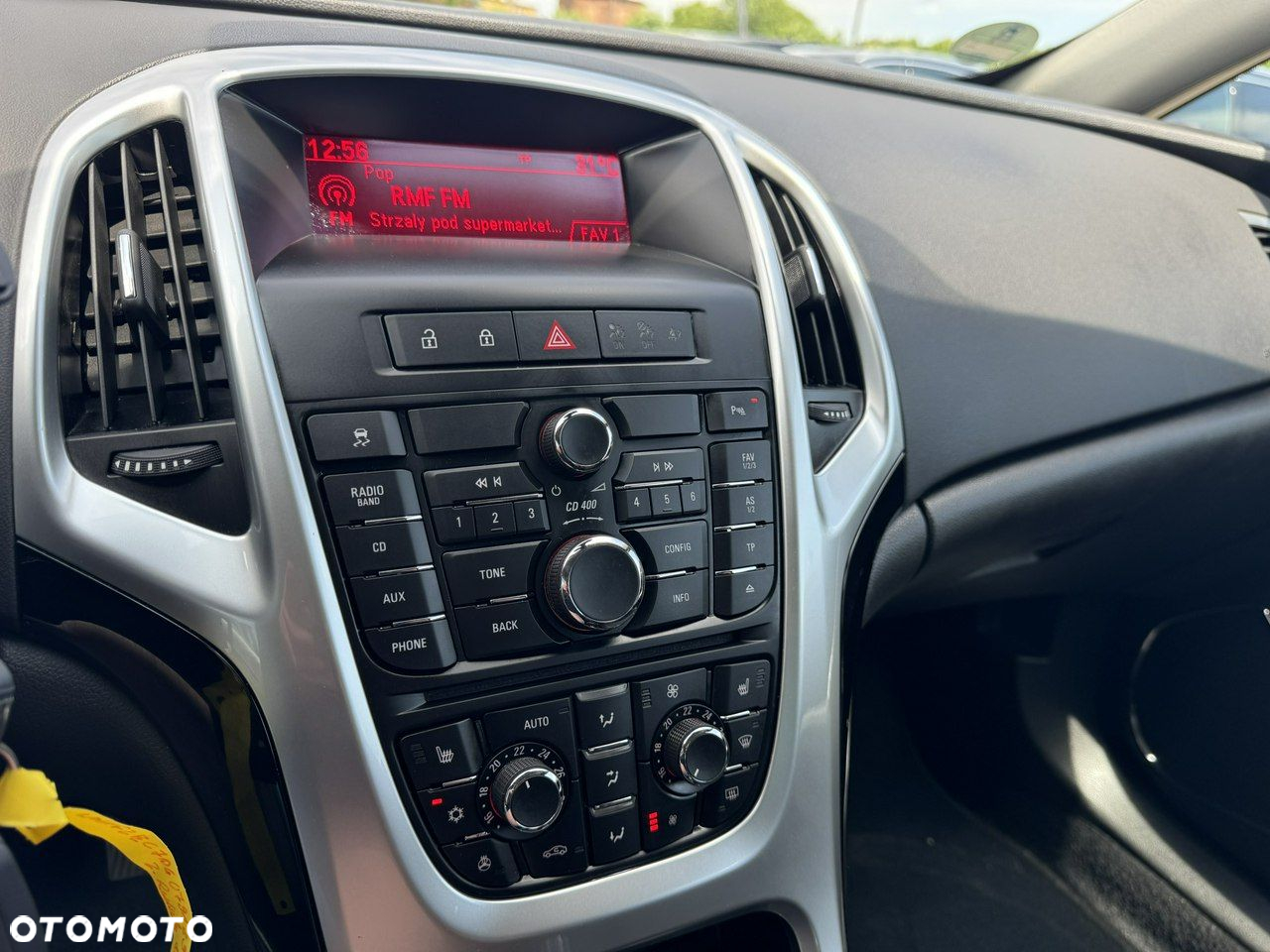 Opel Astra - 14