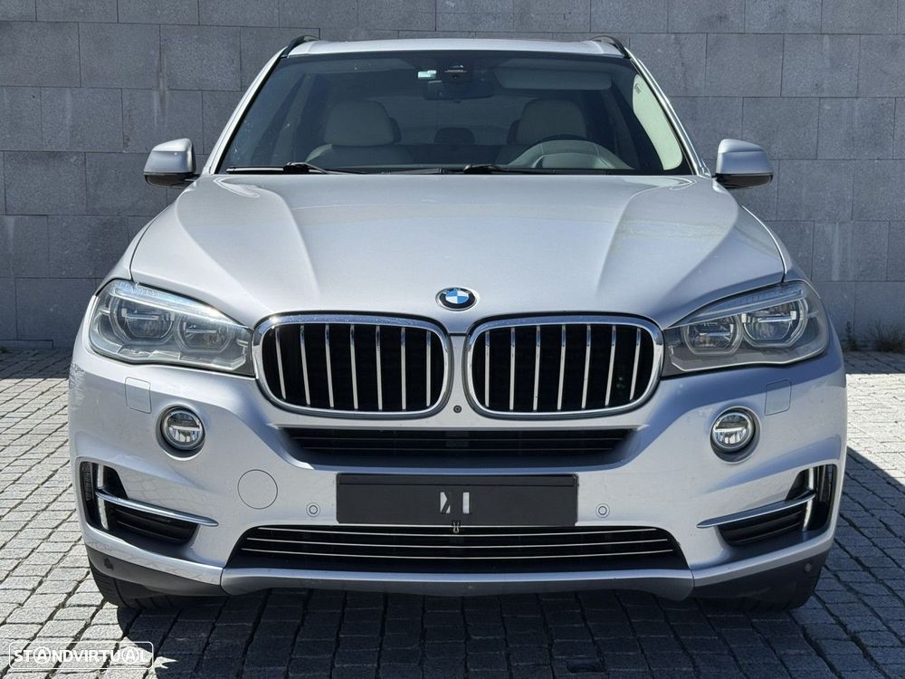 BMW X5 xDrive40e — fotografia 2