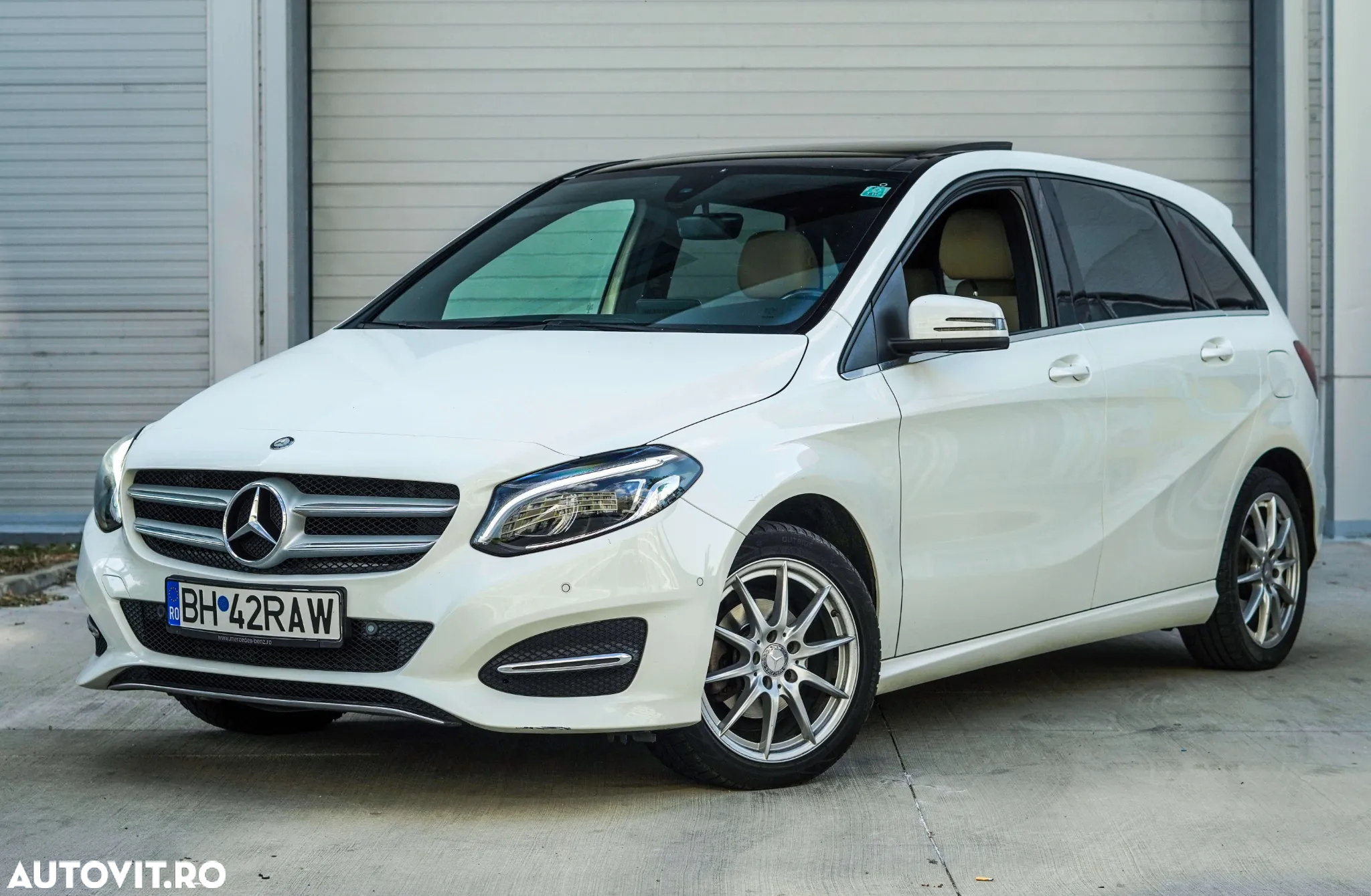Mercedes-Benz B - 3