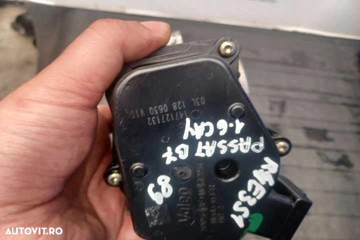Clapeta acceleratie 03L128063Q 03L128063Q Volkswagen VW Passat B7 [20 - 4
