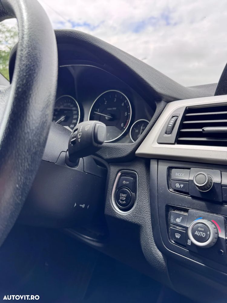BMW Seria 3 318d Aut. Luxury Line - 21