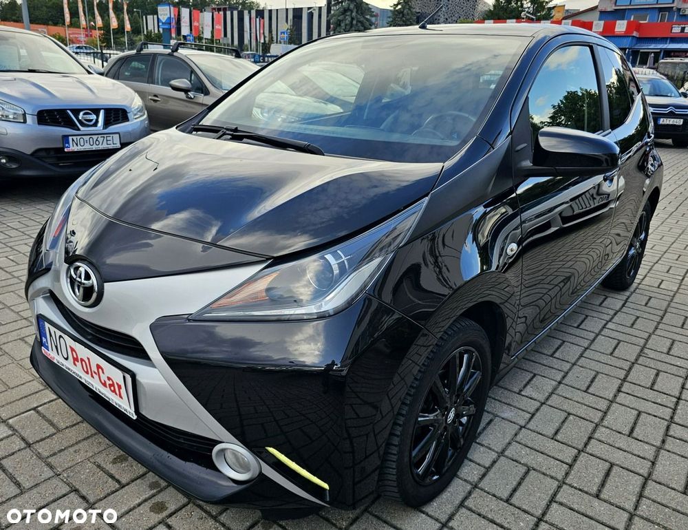 Toyota Aygo x-play touch - 3
