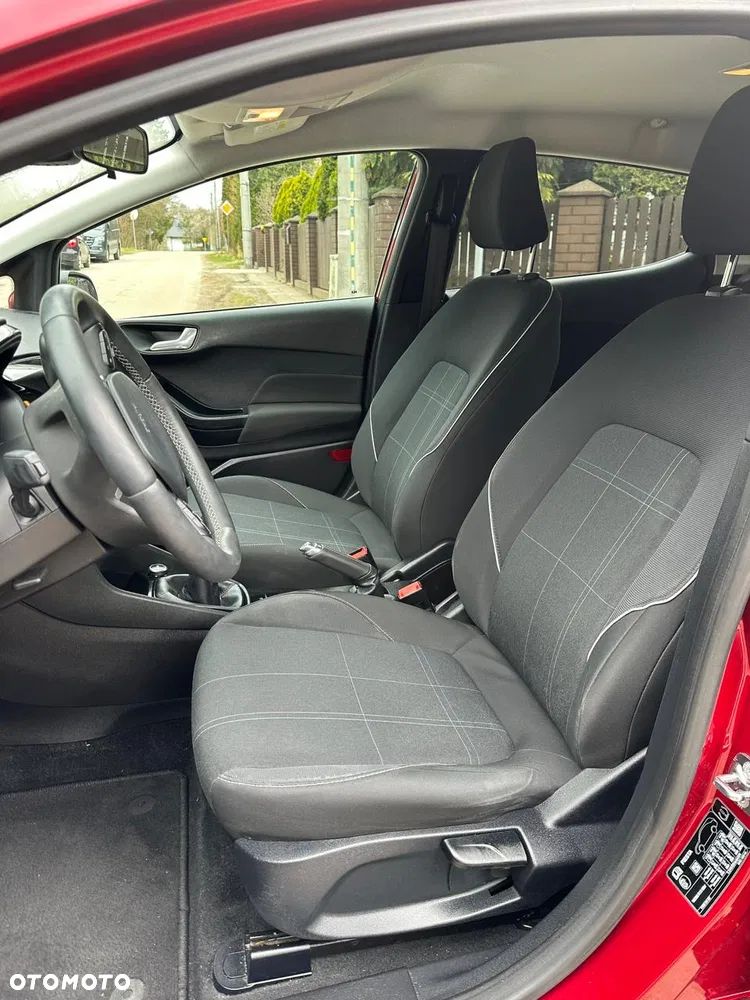 Ford Fiesta 1.1 S&S TITANIUM - 19