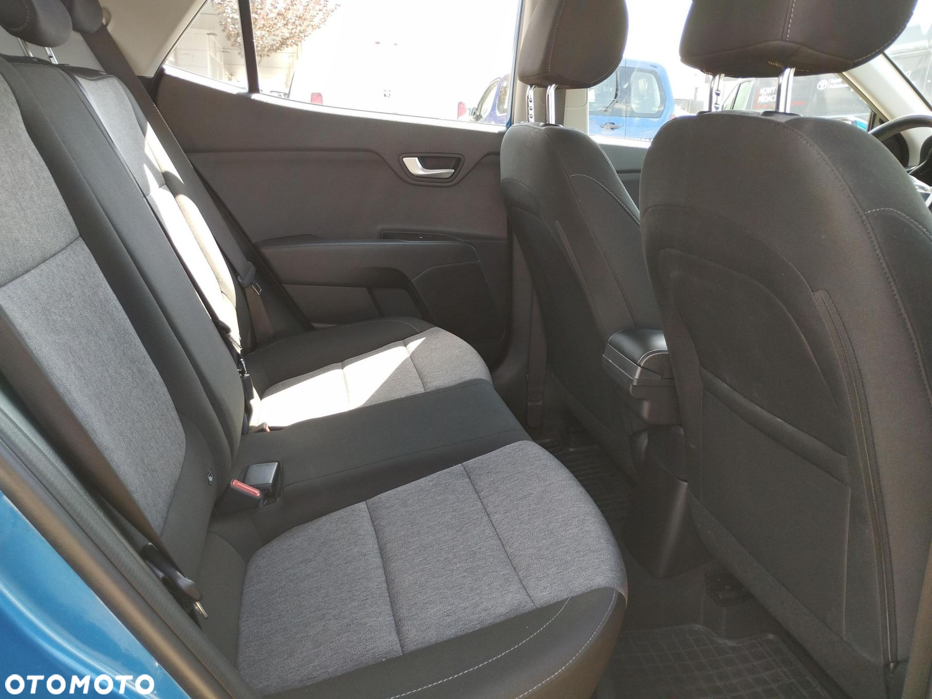 Kia Stonic 1.2 L Business Line - 10