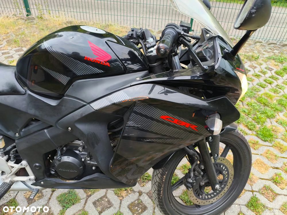 Honda CBR - 6