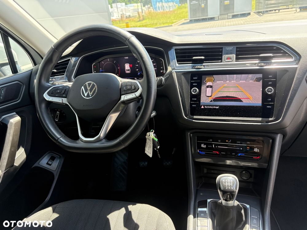 Volkswagen Tiguan Allspace 2.0 TDI SCR Comfortline - 32