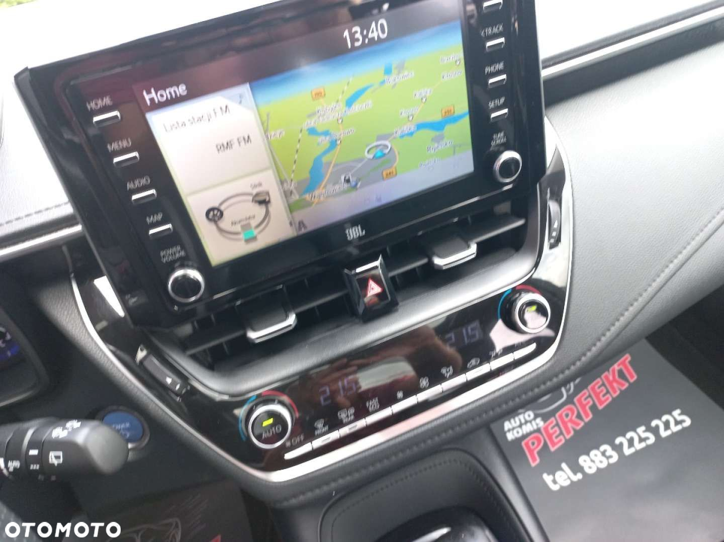 Toyota Corolla - 23