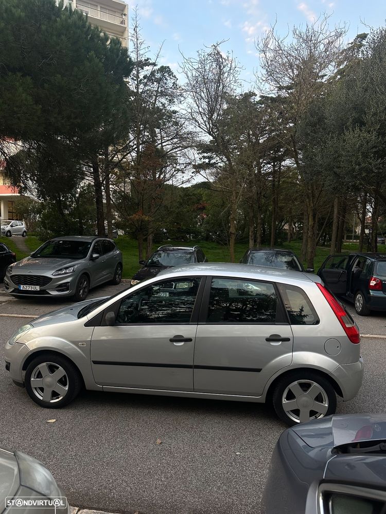 Ford Fiesta 1.25 Trend - 8