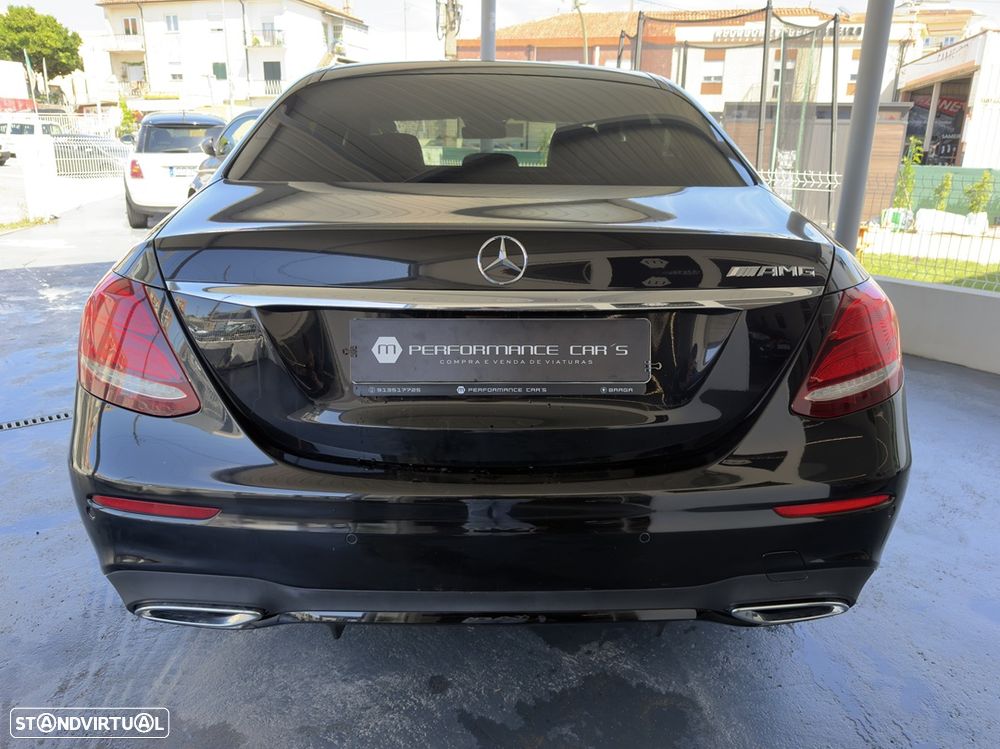 Mercedes-Benz E 220 d AMG Line - 5