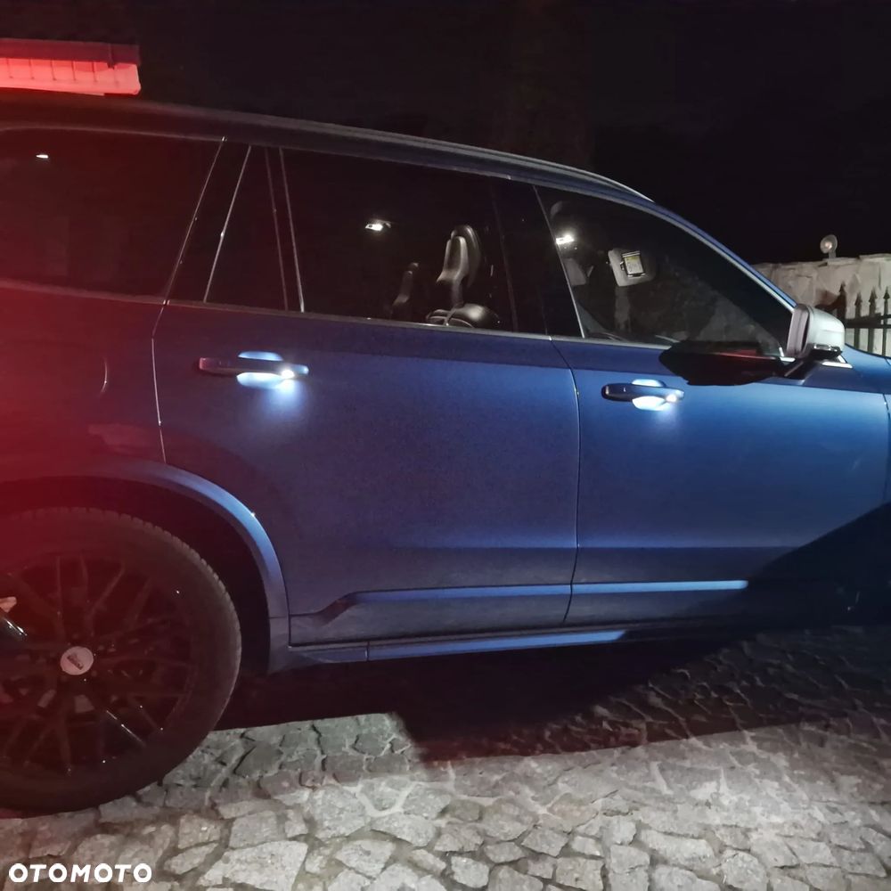 Volvo XC 90 D5 AWD R-Design 7os - 31