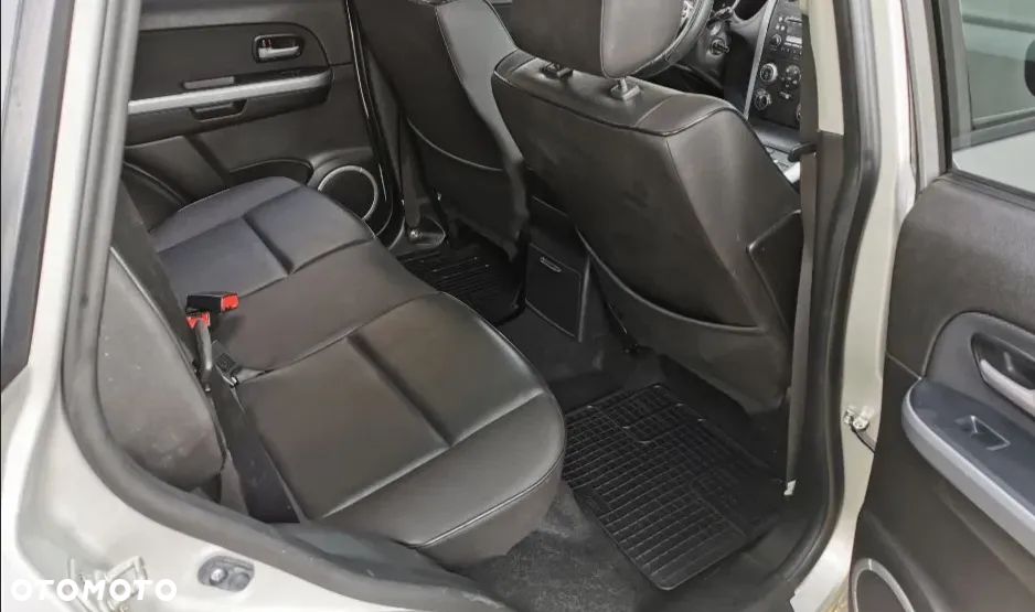 Suzuki Grand Vitara 2.0 - 8