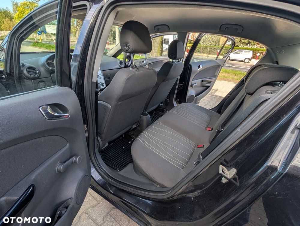 Opel Corsa 1.4 16V Cool - 22
