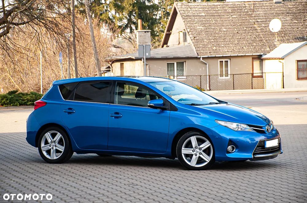 Toyota Auris 2014 photo 4