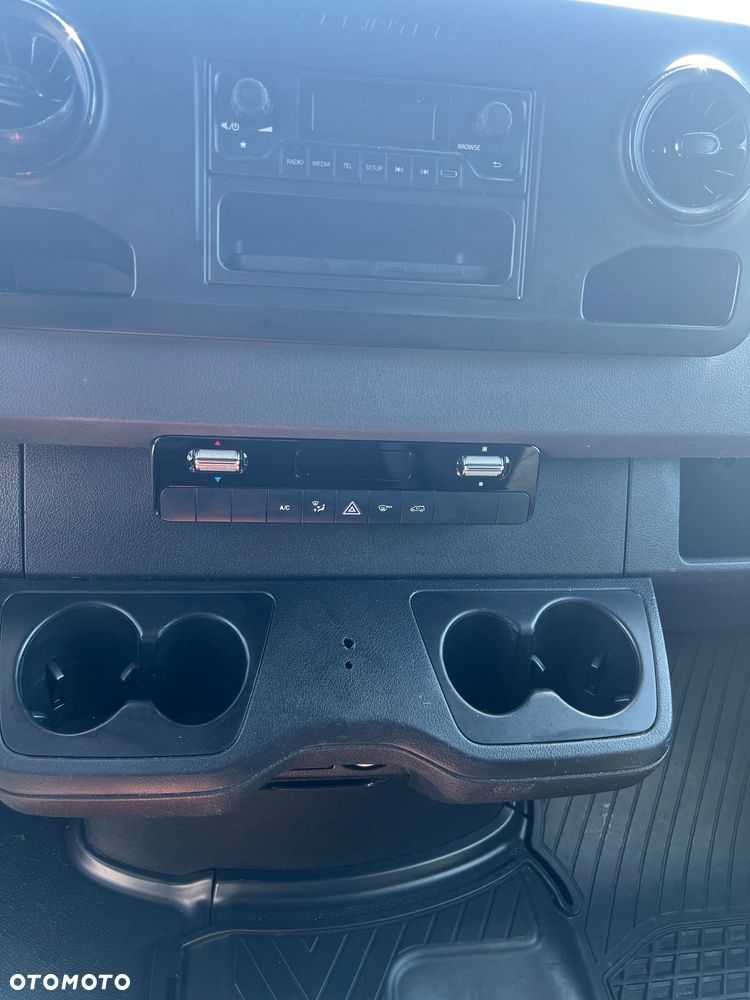 Mercedes-Benz Sprinter 319 CDI - 16