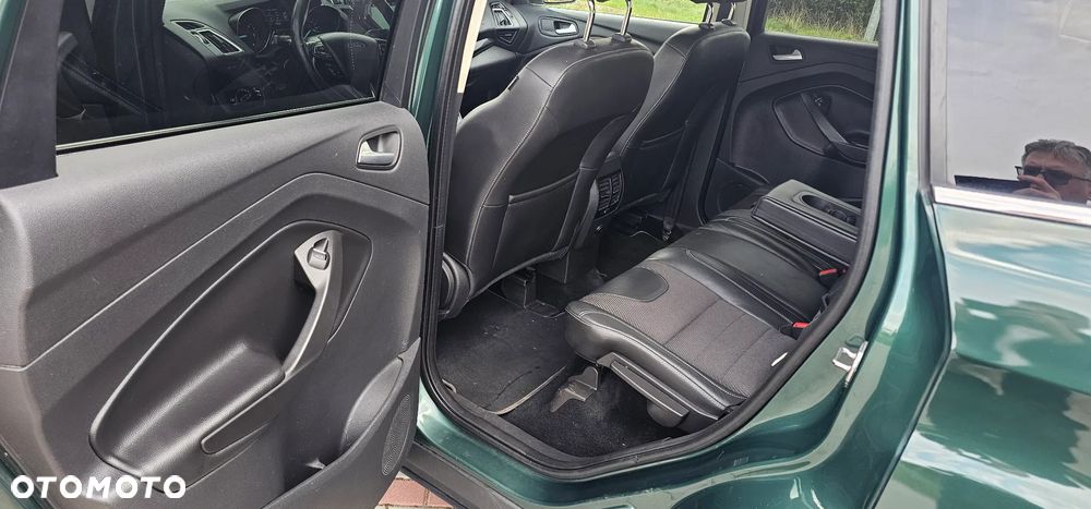 Ford Kuga - 24