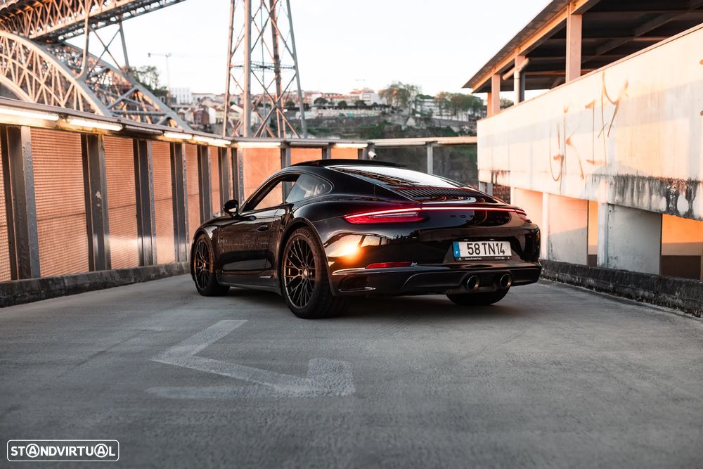 Porsche 911 (991) Carrera 4S PDK - 12