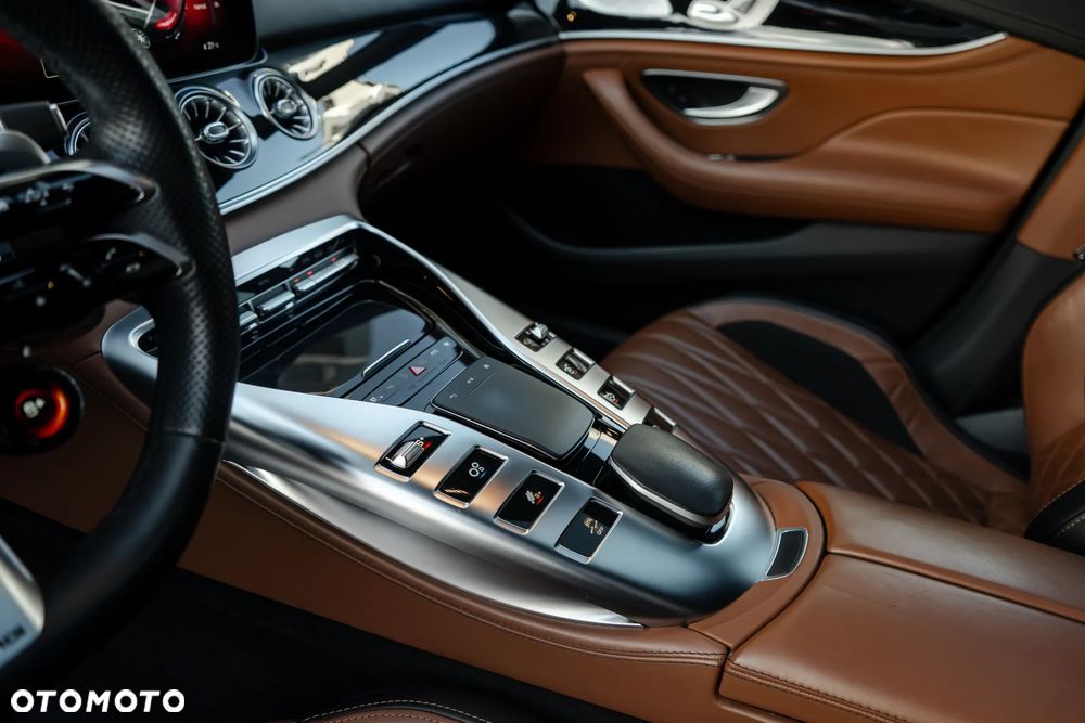 Mercedes-Benz AMG GT 53 4Matic+ 4D Speedshift TCT 9G - 15