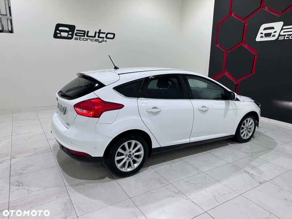 Ford Focus - 7