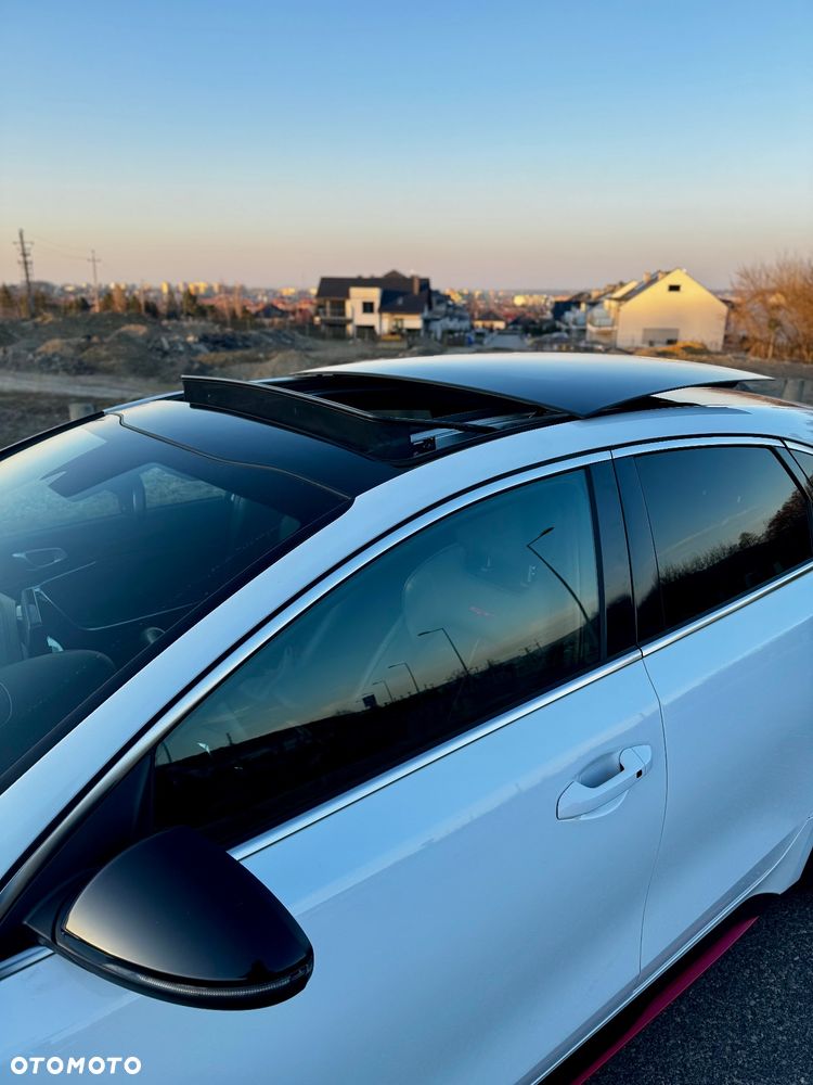 Kia ProCeed 1.6 T-GDI GT DCT - 8