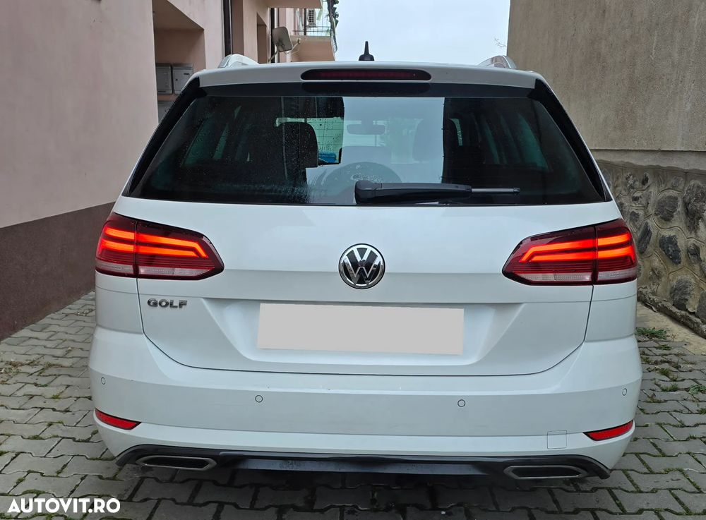 Volkswagen Golf 2.0 TDI SCR DSG R-Line - 6