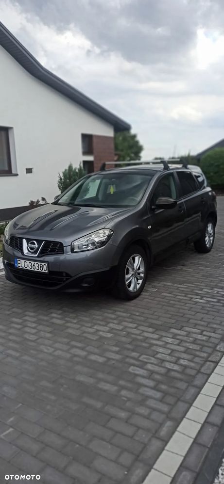 Nissan Qashqai+2 - 1