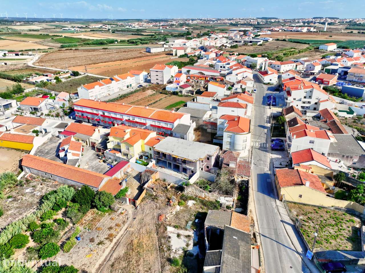 Apartamento T2 com Varanda & Parqueamento Privado, a 1 km da Pr... - Grande imagem: 4/18