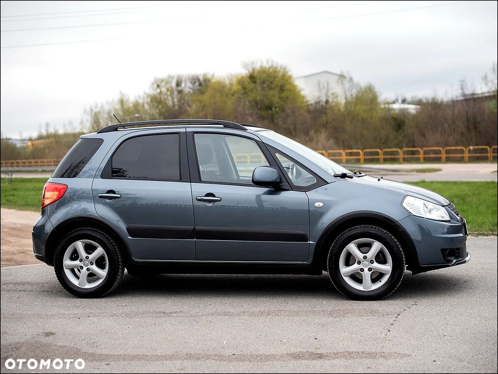 Suzuki SX4 - 5