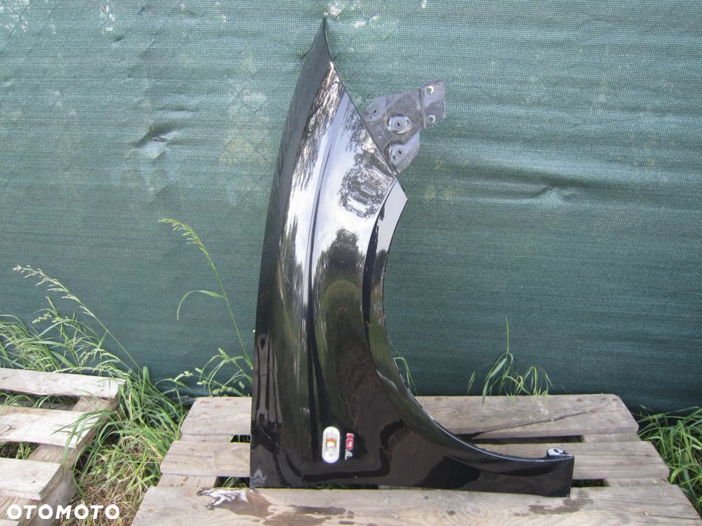 Błotnik przód przedni prawy Seat Toledo III LC9Z