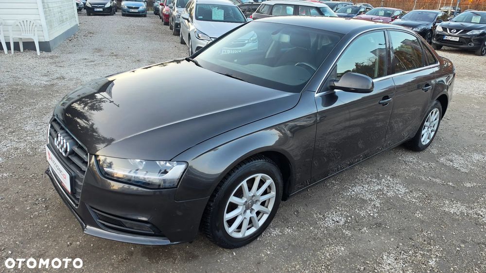 Audi A4 Limousine - 28