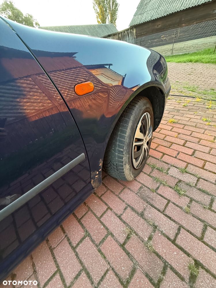 Volkswagen Golf 1.6 Basis - 10