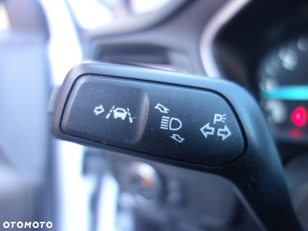 Ford Focus 1.5 EcoBlue STart-Stopp-System TITANIUM - 27