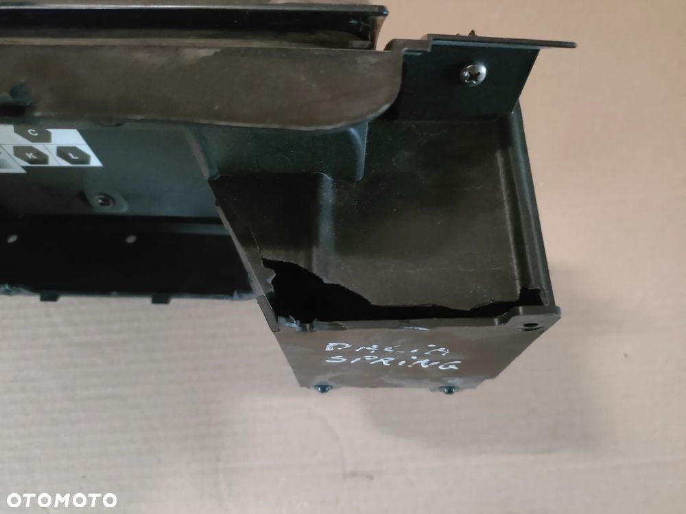 Dacia Spring Elektryk 22- EMBLEMAT ZNACZEK KLAPKA PORTY LADOWANIA - 8