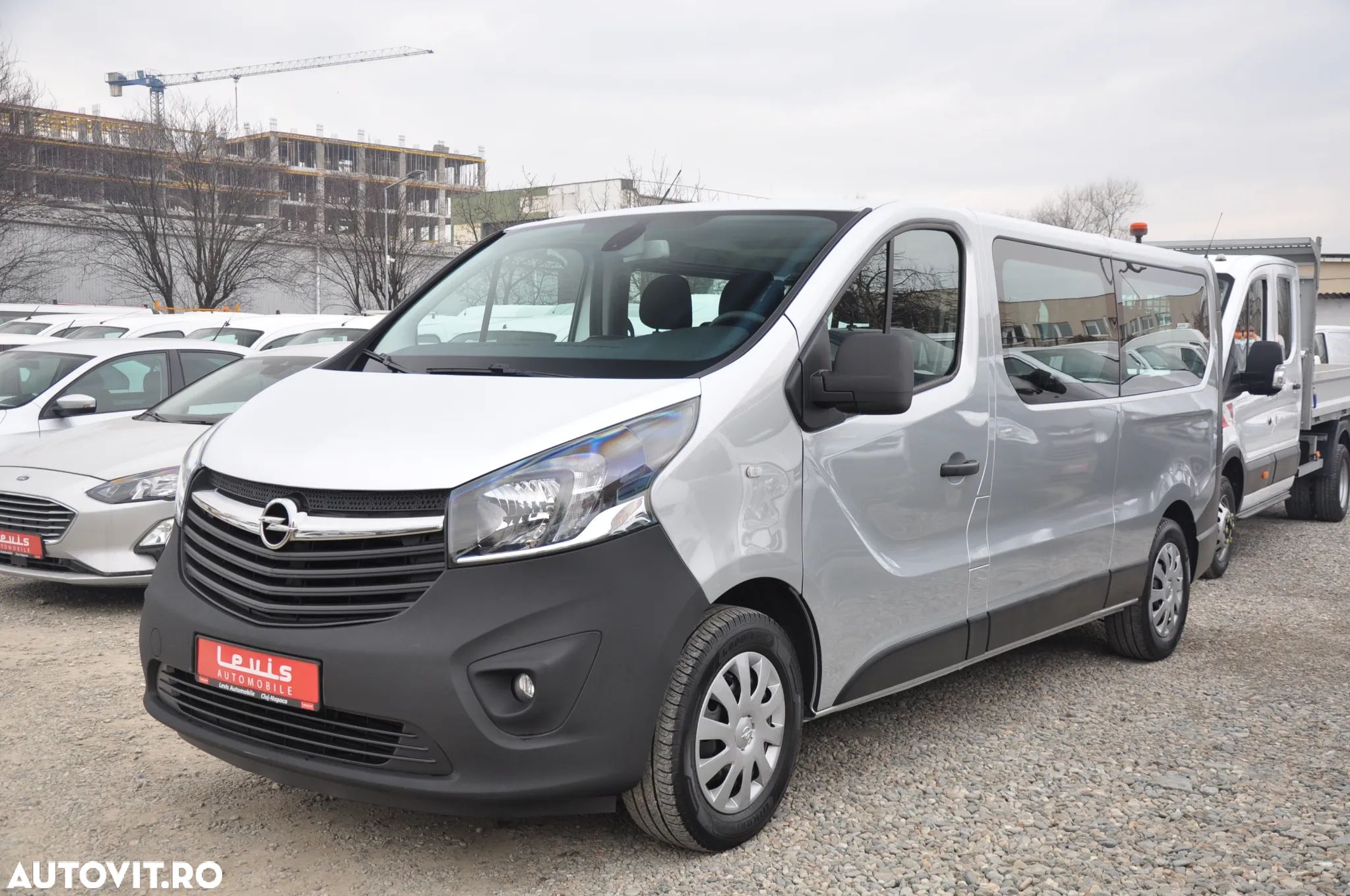 Opel Opel Vivaro L2H1 9 Locuri - 1