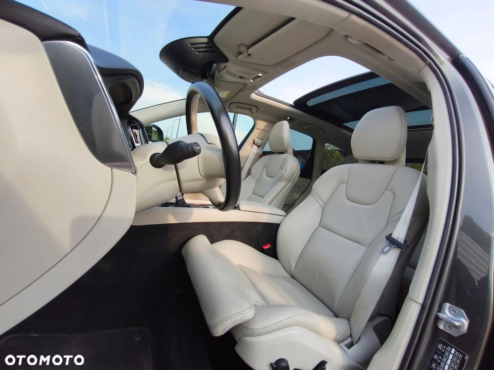 Volvo XC 60 T4 Inscription - 22