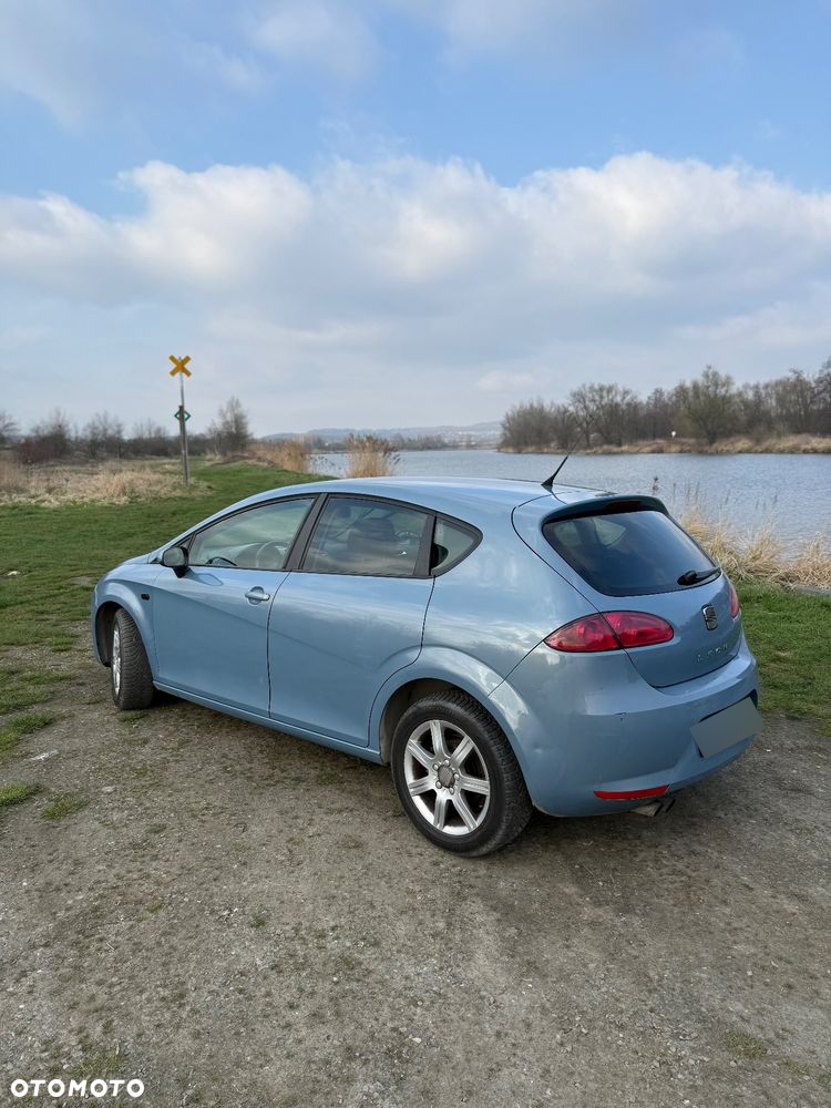 Seat Leon 2.0 TDI Stylance DSG - 20