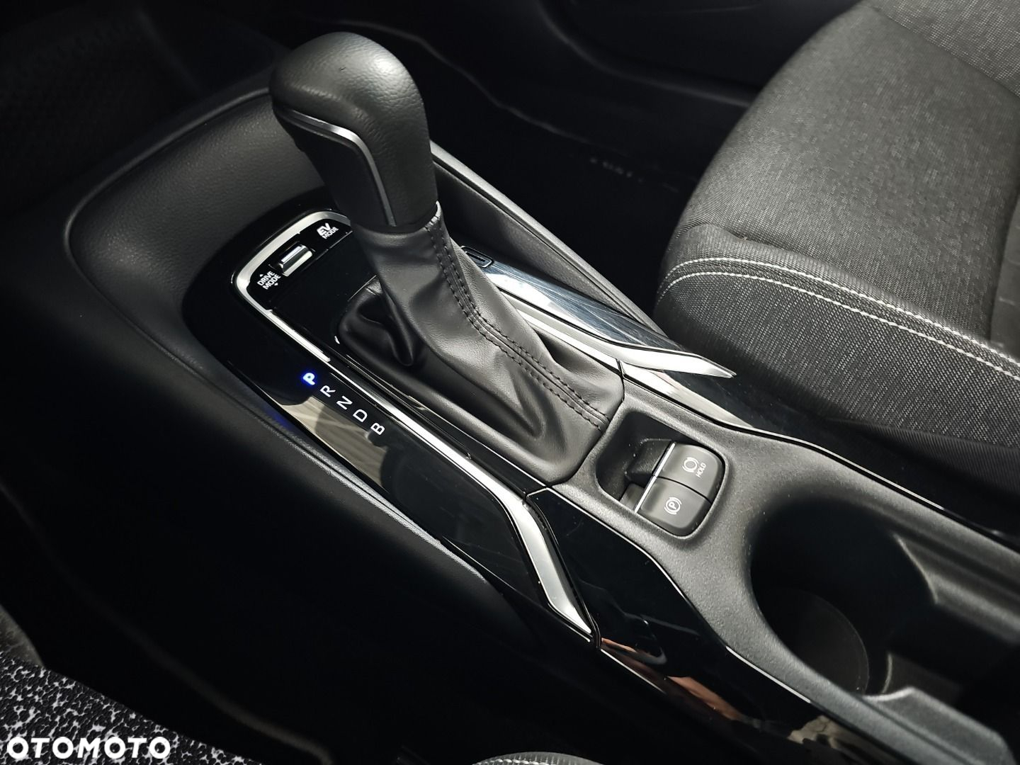 Toyota Corolla - 15
