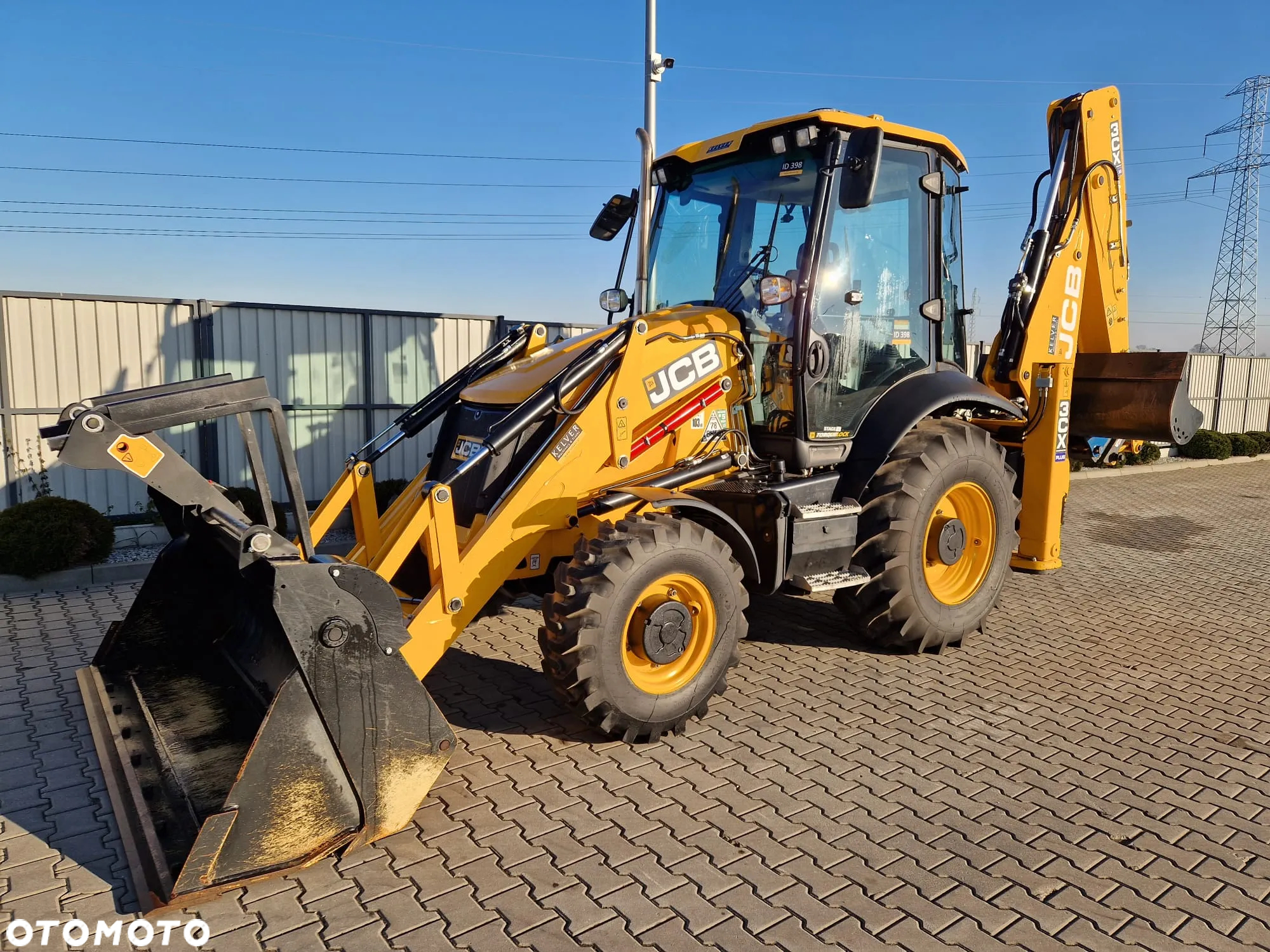 JCB 3CX PLUS * 2023r. * demo tylko 97 mth * 110 KM * Torquelock * - 18