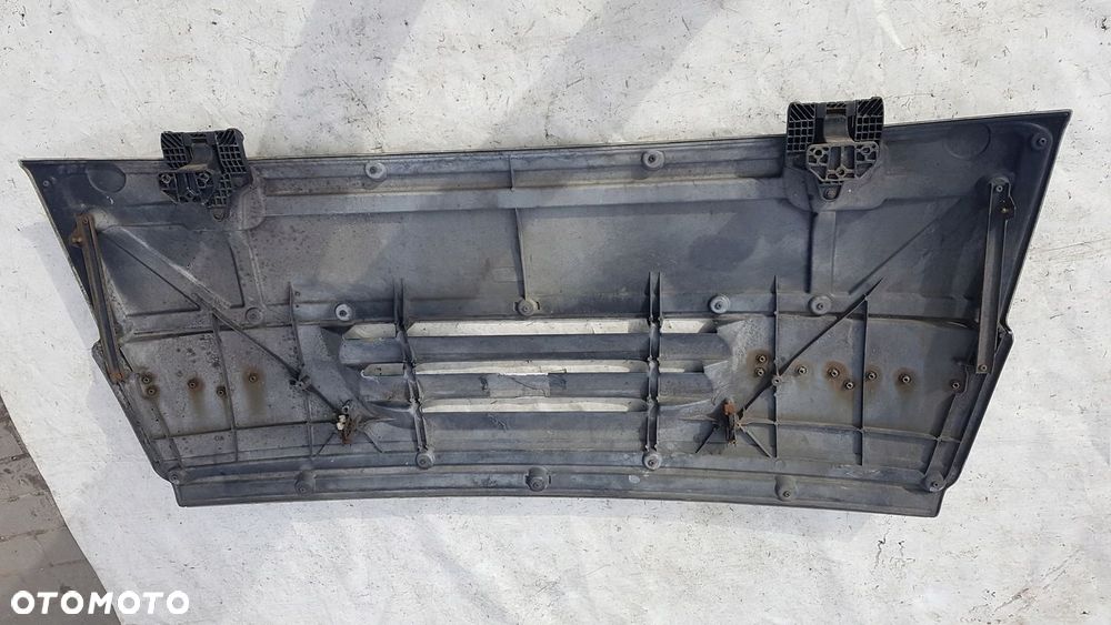 MASKA ATRAPA GRILL DAF 45 55 LF EURO 5 - 3